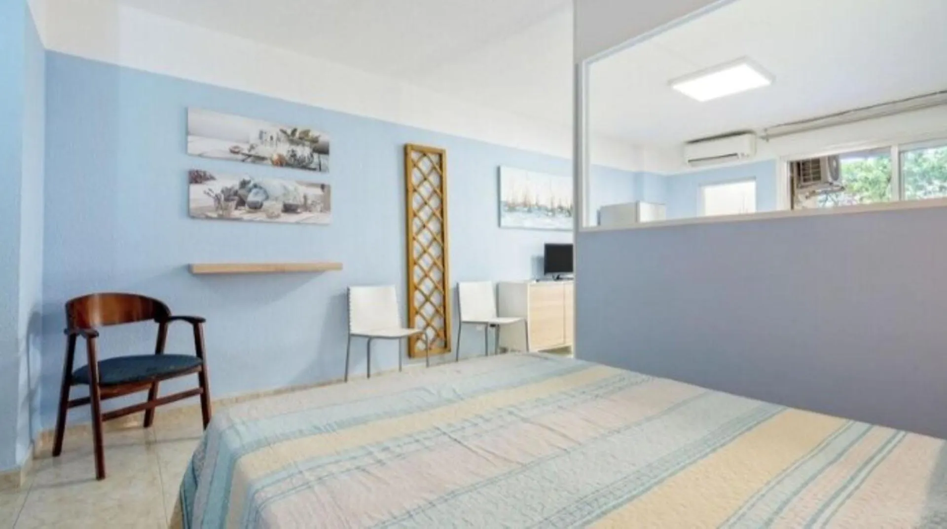 Apartment Apartamentos Tss Alboran Salou Spain
