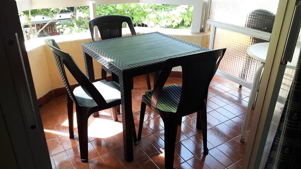 Apartamentos Tss Alboran Salou 0*,  Spain